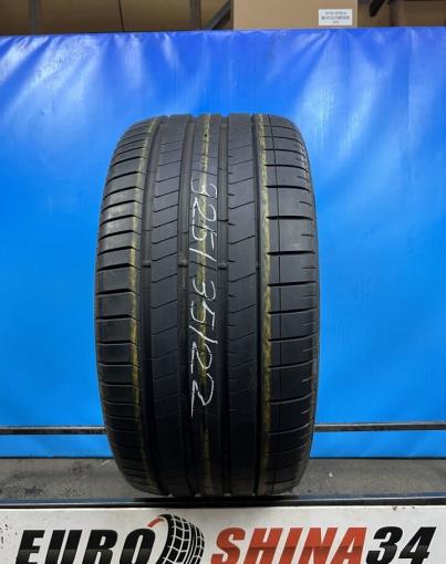 Pirelli P Zero PZ4 325/35 R22 121W