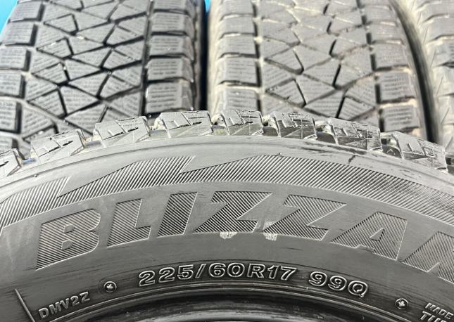 Bridgestone Blizzak DM-V2 225/60 R17 98R