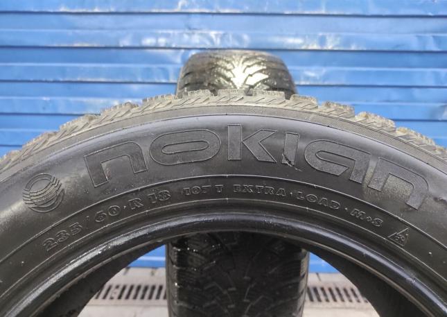 Nokian Tyres Hakkapeliitta SUV 235/60 R18 107H