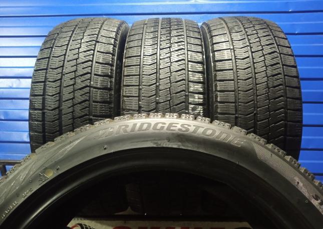 Bridgestone Blizzak VRX2 225/45 R18 91Q