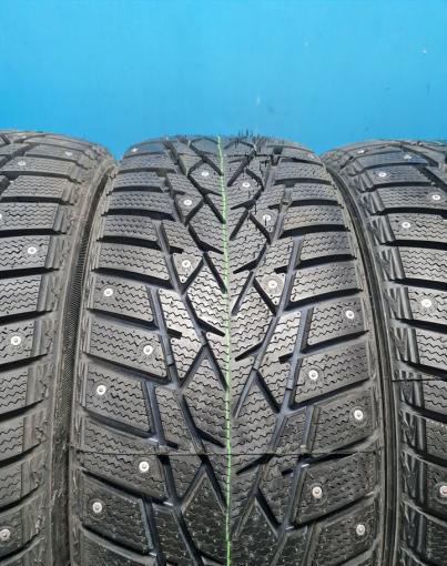 DoubleStar DW01 215/50 R17 95T