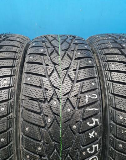 DoubleStar DW01 215/50 R17 95T