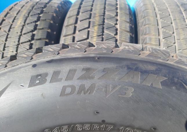 Bridgestone Blizzak DM-V3 245/65 R17 107Q