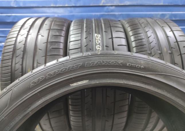 Dunlop SP Sport Maxx 050+ 255/35 R20 97Y