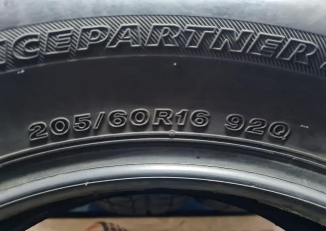 Bridgestone Ice Partner 2 205/60 R16 92Q