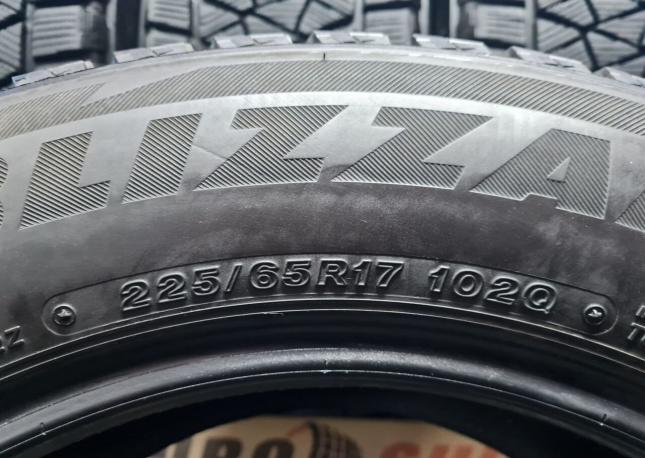 Bridgestone Blizzak DM-V2 225/65 R17 102Q