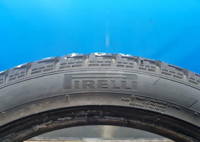 Pirelli Ice Zero FR 225/45 R19 96H