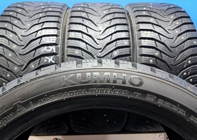 Kumho WinterCraft Ice WI31 245/40 R19 98T