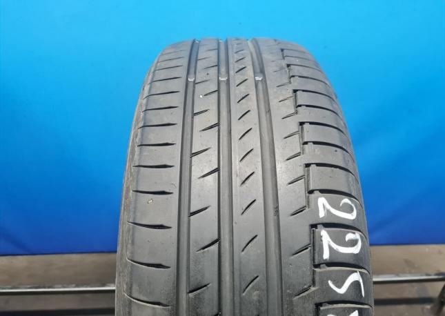 Continental PremiumContact 6 SUV 225/60 R18 104V