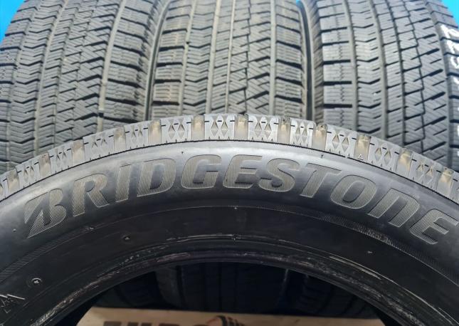 Bridgestone Blizzak VRX2 225/55 R17 97Q