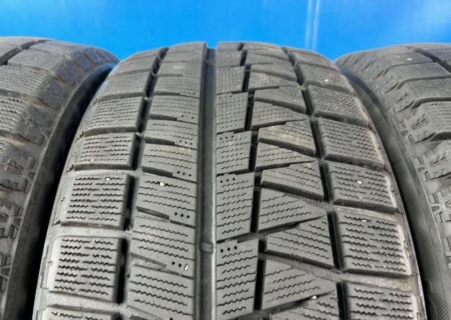 Dunlop Winter Maxx WM01 245/40 R18 95T