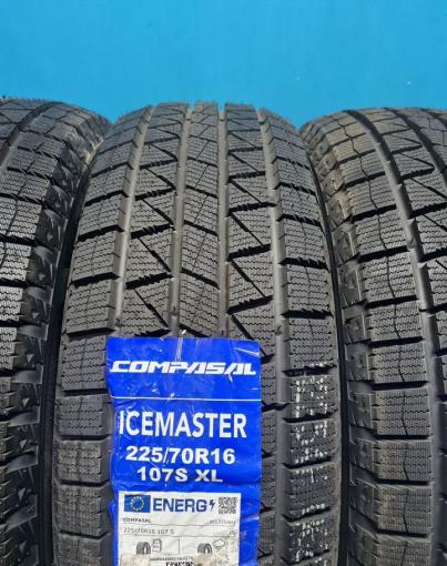 Compasal Ice Master 225/70 R16 107S