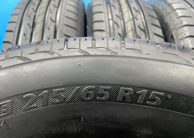 Bridgestone Nextry Ecopia 215/65 R15 94V