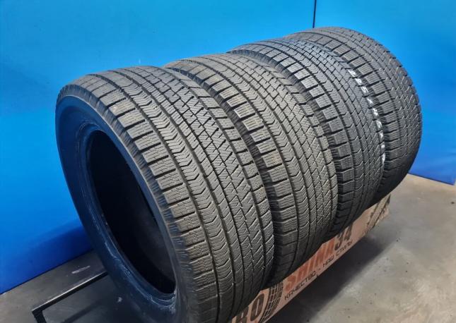 Bridgestone Blizzak VRX2 225/55 R17 97Q