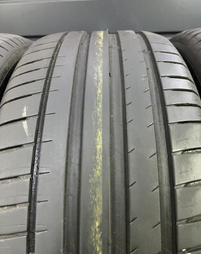 Michelin Pilot Sport 4 SUV 275/50 R21 113V