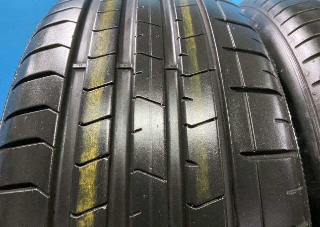 Pirelli P Zero PZ4 235/50 R20 104Y