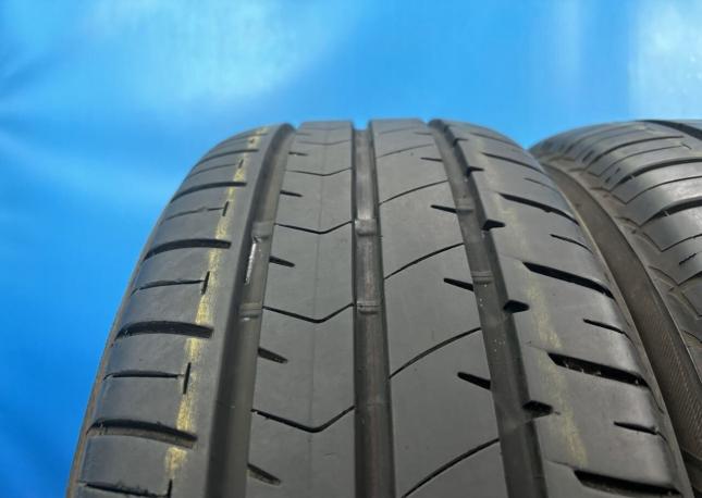 Bridgestone Ecopia NH100 RV 215/55 R17 94V