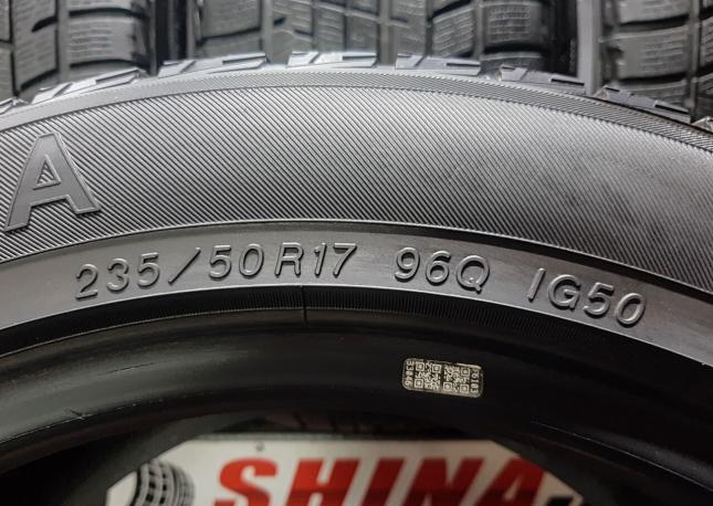 Yokohama Ice Guard IG50 235/50 R17 W