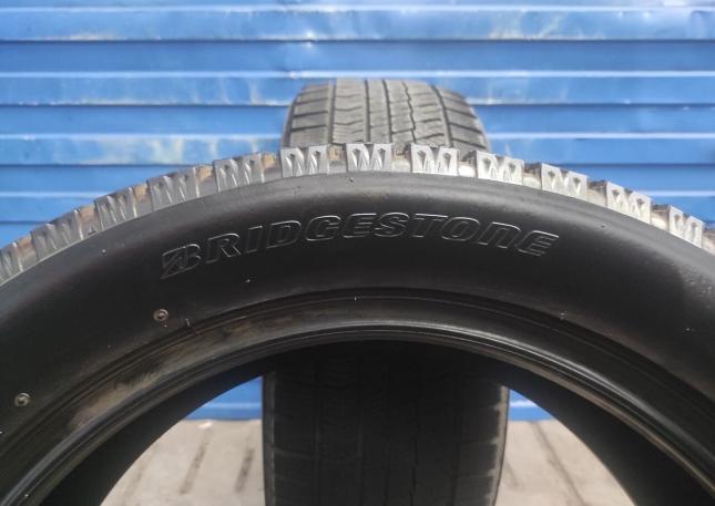 Bridgestone Blizzak VRX2 225/50 R18 95Q