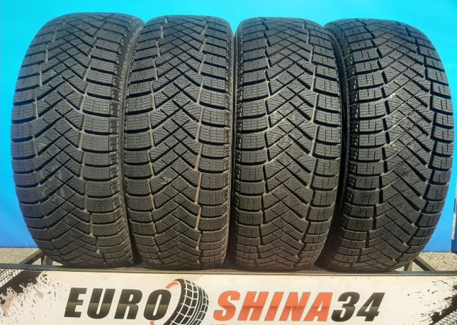 Pirelli Winter Ice Zero 225/55 R17 102V