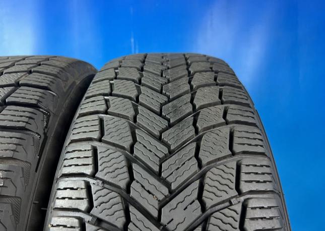 Michelin X-Ice Snow SUV 235/65 R18 102H