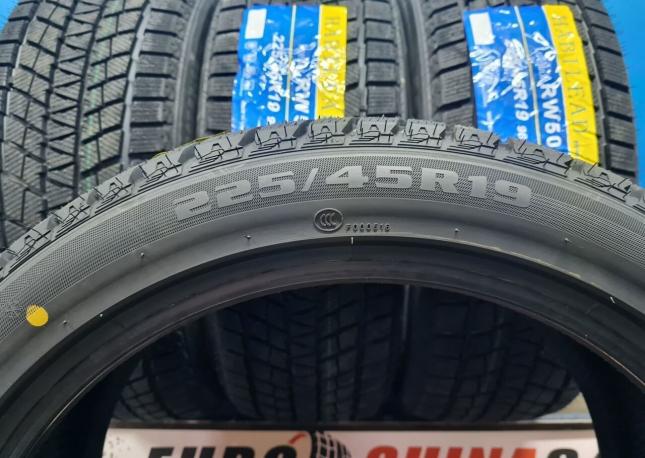 Habilead IceMax RW501 225/45 R19 96H