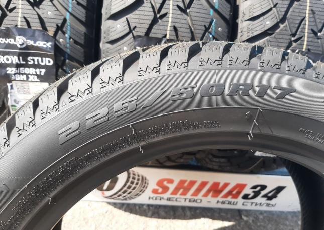 Royal Black Royal Stud 225/50 R17 99V