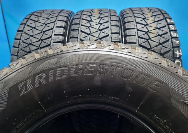 Bridgestone Blizzak DM-V2 265/70 R16 112Q