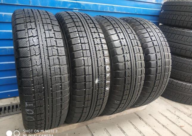 Toyo Winter Tranpath TX 215/60 R17 98R