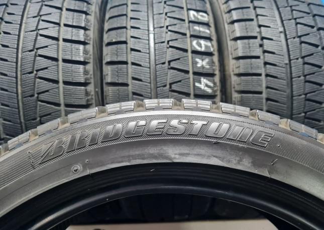 Bridgestone Blizzak Revo GZ 215/45 R17 87Q