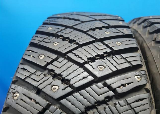 Goodyear Ultragrip Ice Arctic 185/65 R15 88T