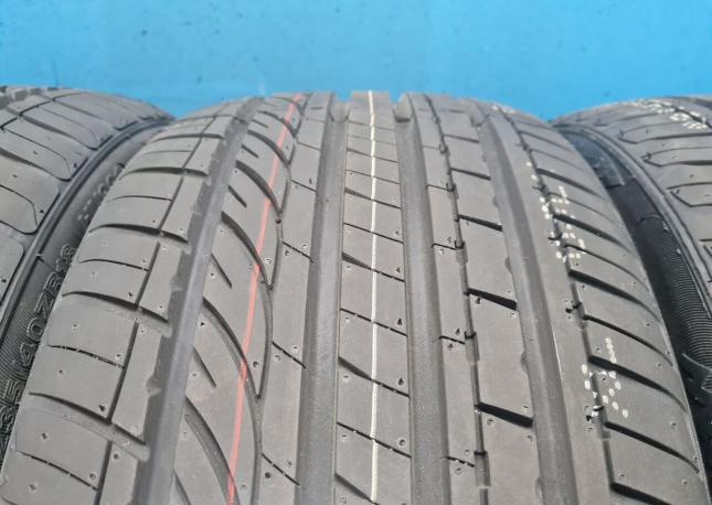 Headway HU901 235/40 R18 97W