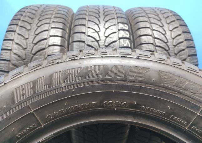 Bridgestone Blizzak LM-80 Evo 225/65 R17 103V