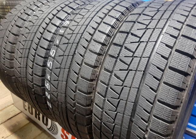 Bridgestone Blizzak Revo GZ 225/55 R17 97Q