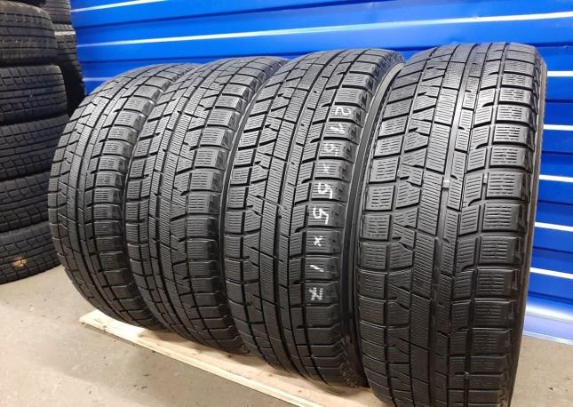 Yokohama Ice Guard IG50 215/55 R17 96Q