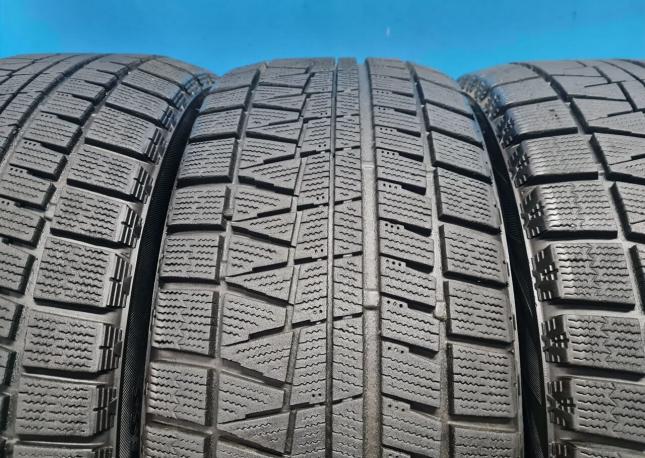 Bridgestone Blizzak Revo GZ 245/45 R18 96Q