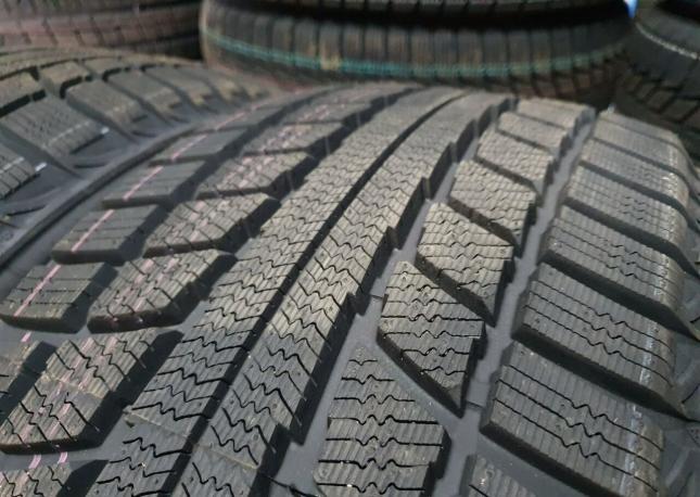 Triangle TR777 235/55 R17 98H