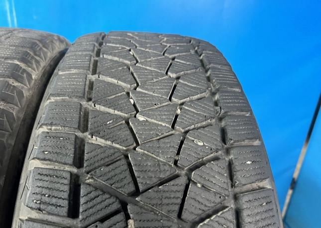 Bridgestone Blizzak DM-V2 225/60 R17 98Q