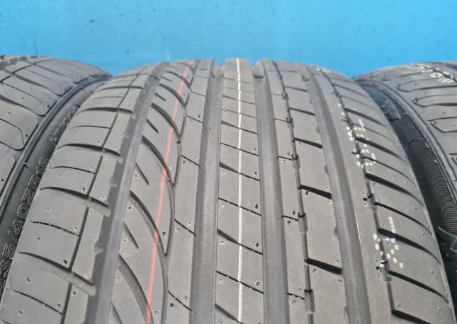 Headway HU901 235/40 R18 96W