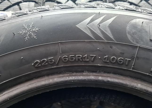 Leao Winter Defender Grip SUV 225/65 R17 107H