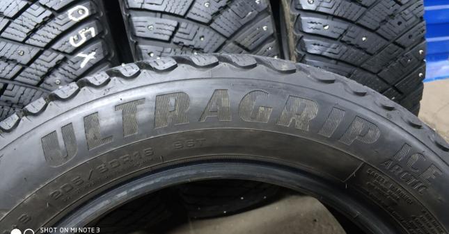 Goodyear Ultragrip Ice Arctic 205/60 R16 92H