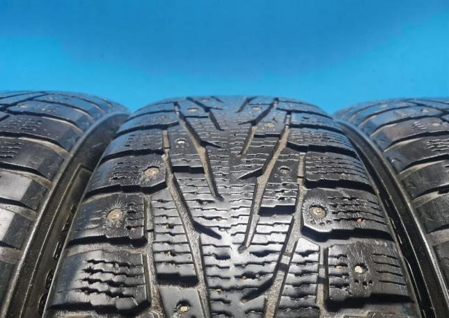 Nokian Tyres Hakkapeliitta 7 SUV 235/65 R17 108T