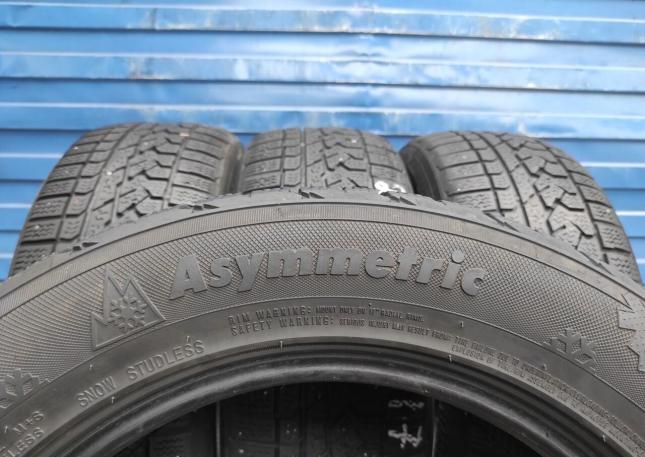 Kumho I&#39;Zen RV Asymmetric 225/60 R17 99H