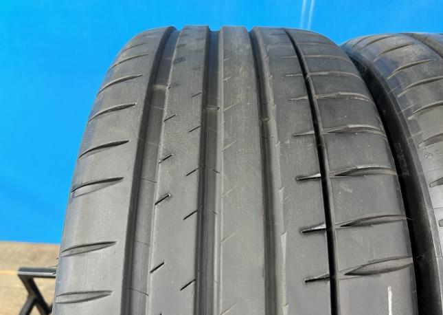 Michelin Pilot Sport 4 S 235/35 R20 93Y