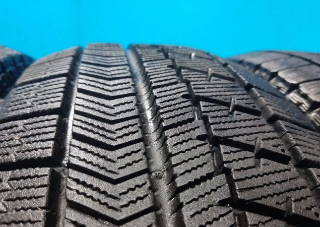 Bridgestone Blizzak VRX 175/65 R14 83R