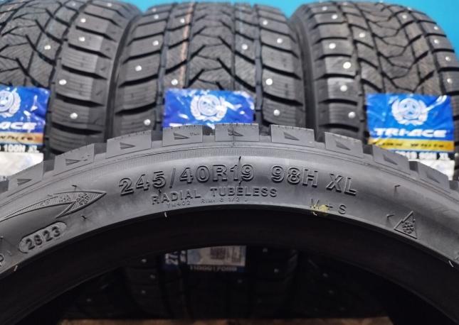 Tri Ace Snow White II 275/35 R19 и 245/40 R19 100H