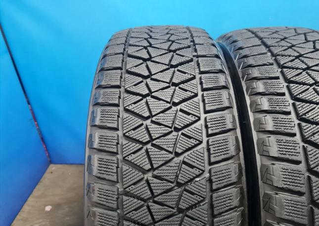 Bridgestone Blizzak DM-V2 235/55 R20 102Q