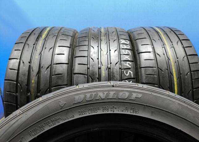 Dunlop Direzza DZ102 235/45 R17 94W