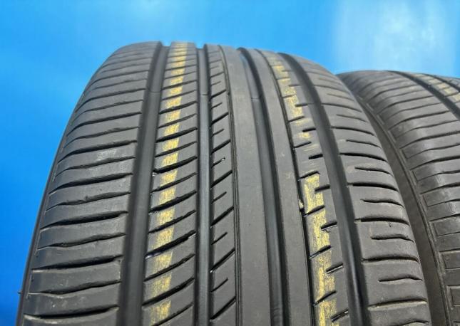 Yokohama Advan dB V552 245/45 R19 98Y