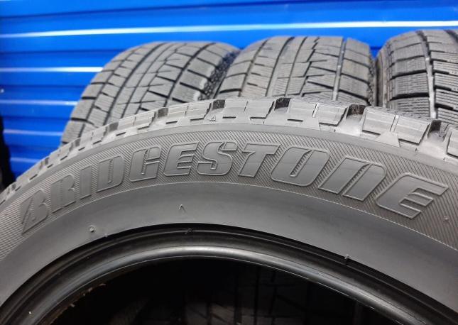 Bridgestone Blizzak Revo GZ 225/55 R17 96R